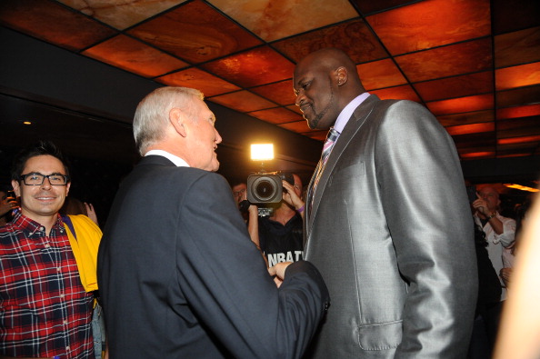 科贝记者：皇马仍在尝试续约维尼修斯，并认为他拥有非凡未来（科贝记者：皇马正推进维尼修斯续约，深信其未来无可限量）