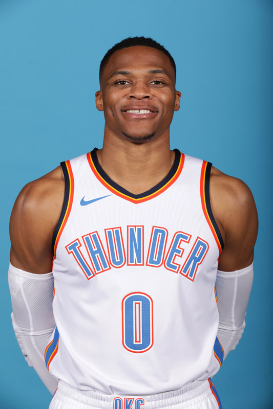 记者：金玟哉因牙齿和肌肉问题，也将缺席拜仁明日比赛（记者：金玟哉因牙齿及肌肉问题，也将无缘拜仁明日比赛）