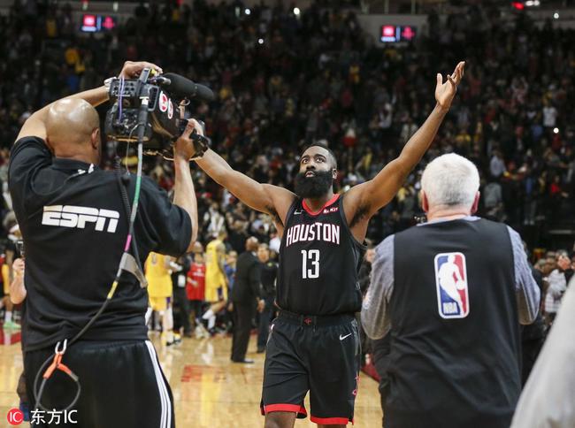 说唱歌手歌词影射姆巴佩毁掉卡昂，姆巴佩：你连买票看球钱都没有（说唱歌手歌词暗讽姆巴佩毁了卡昂，姆巴佩回击：你连球票钱都掏不起）