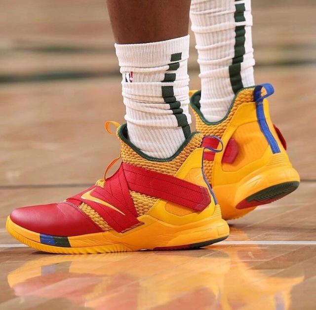 C罗专访预告：用一项七场夺冠的赛事定义历史最佳，这公平吗？（C罗专访预告：以一届七场定胜负的杯赛来认定历史最佳，公平吗？）