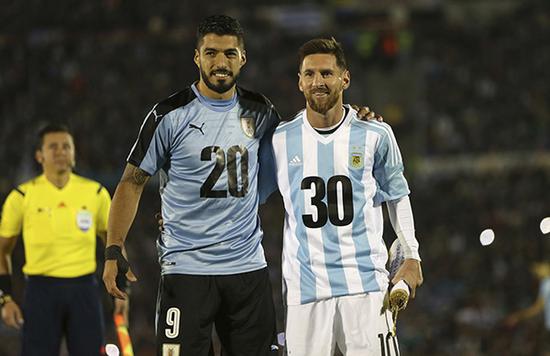 4场比赛收获10分！官方：马雷斯卡当选英超11月最佳教练（英超11月最佳教练出炉：马雷斯卡当选，4战豪取10分）