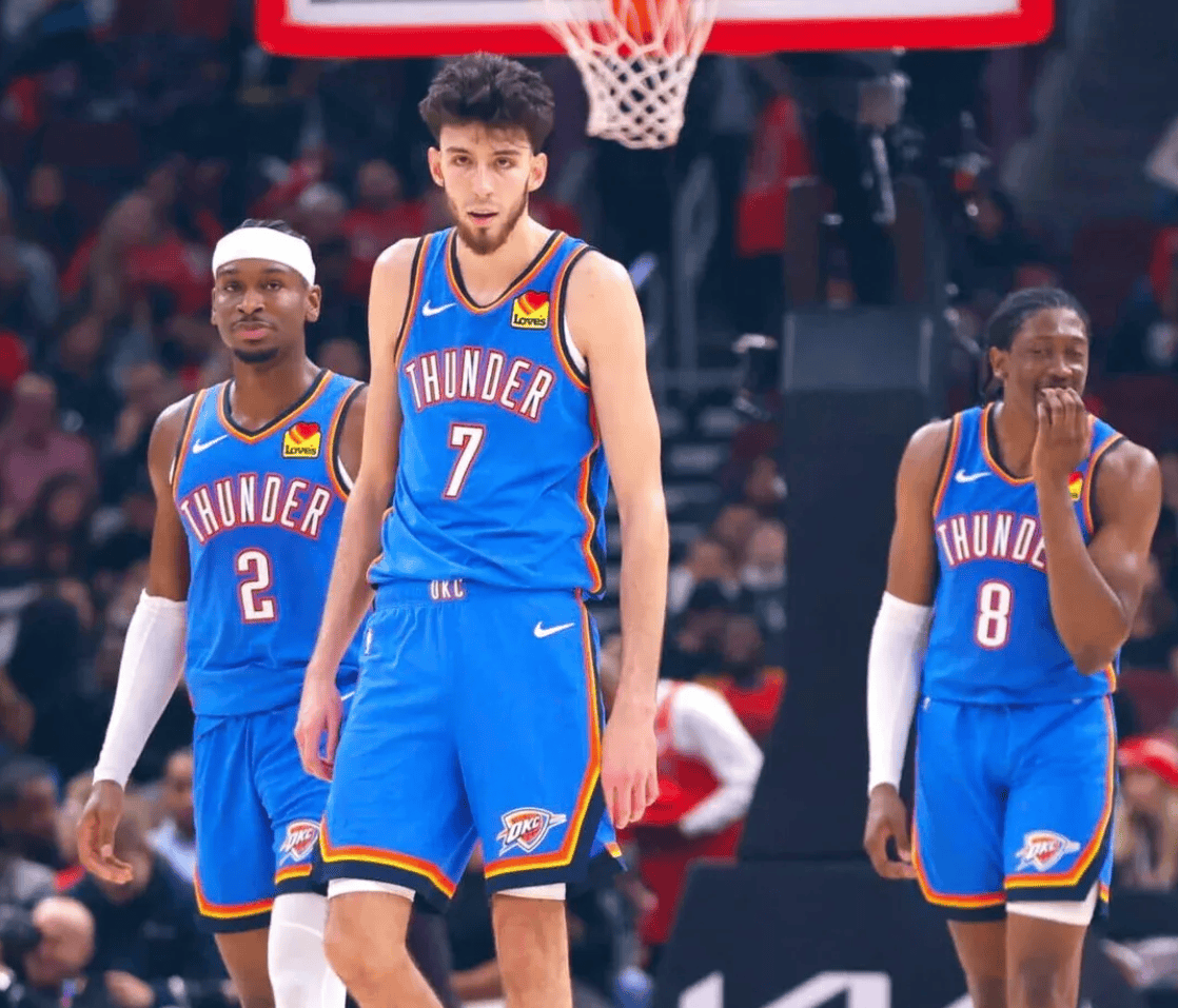 埃弗顿球员手球未被判点球，桑德兰球迷愤怒（埃弗顿疑似手球未判点球，桑德兰球迷强烈不满）