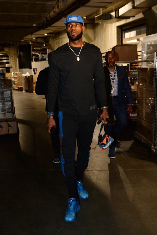 约基奇你太猛了，伯德用13年创造的纪录，你11年就打破了（约基奇太强！用11年改写伯德13年缔造的纪录）