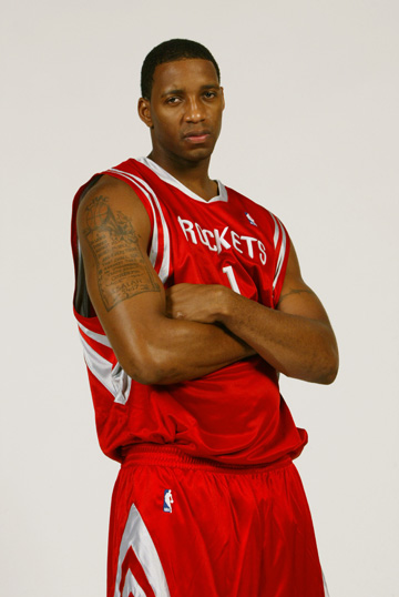 拳王发威！泰森背运过掉防守 强攻篮下打进加罚（拳王霸气爆发！泰森背后运球摆脱防守强突篮下打成2+1）