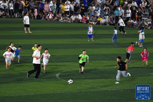 托尼：劳塔罗是国米的灵魂，但他在队友面前应多展现出笑容（托尼：劳塔罗是国米的灵魂人物，但应在队友面前更常露出笑容）