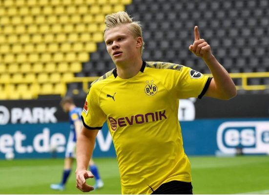 科尔谈希尔德跌出轮换：角色球员陷入挣扎就很难找准自己定位（科尔评希尔德无缘轮换：角色球员低迷时更难找到定位）