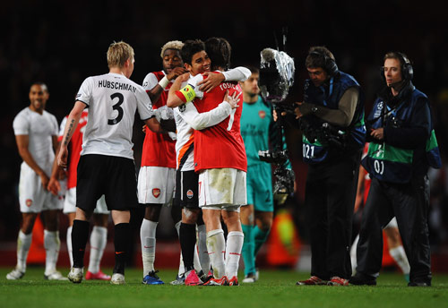 2026世界足坛不乏看点：金球奖竞争群雄并起，世界杯扩军诸强逐冠（2026足坛看点十足：金球奖群雄逐鹿，扩军世界杯诸强冲冠）