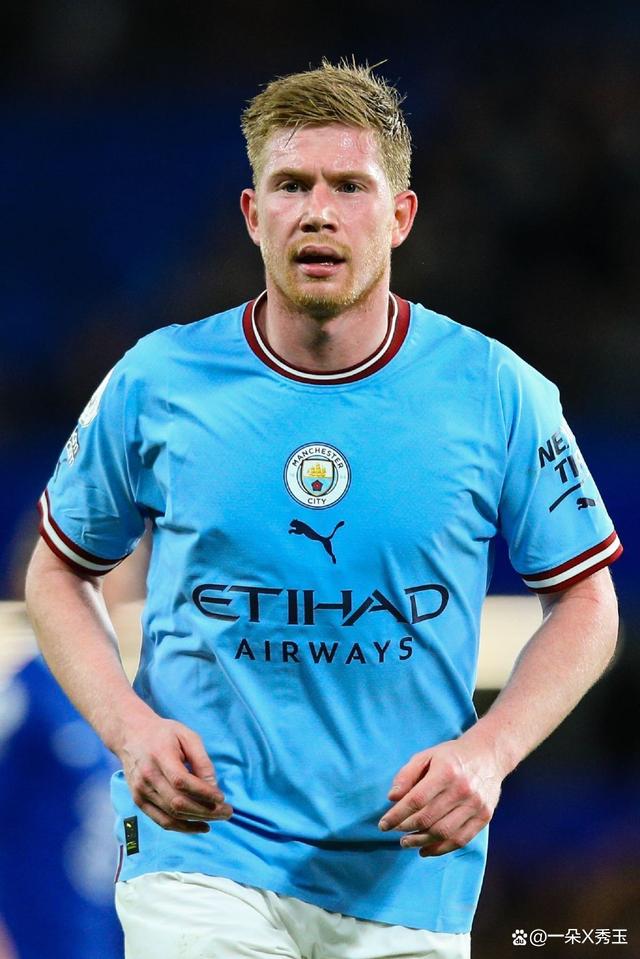 每体：考察埃永之外，巴萨也悄然盯上22岁喀麦隆中卫科托（每体：除考察埃永外，巴萨亦低调关注22岁喀麦隆中卫科托）