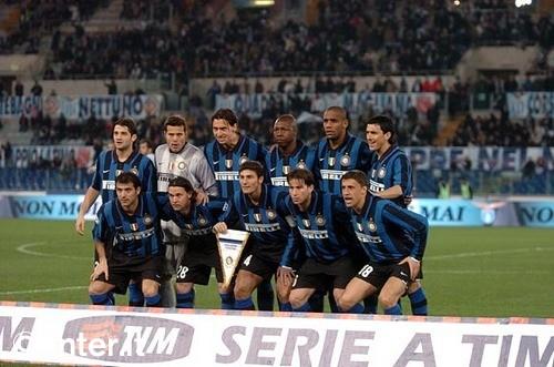 骑士老板：节日快乐骑士球迷们 让我们拿下圣诞大战继续连胜势头（骑士老板祝球迷节日快乐：圣诞大战拿下对手，连胜继续）